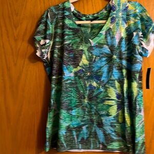 Chaus short sleeve light weight blouse